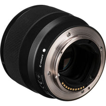 Load image into Gallery viewer, Sony FE 50mm f/1.8 Lens Review